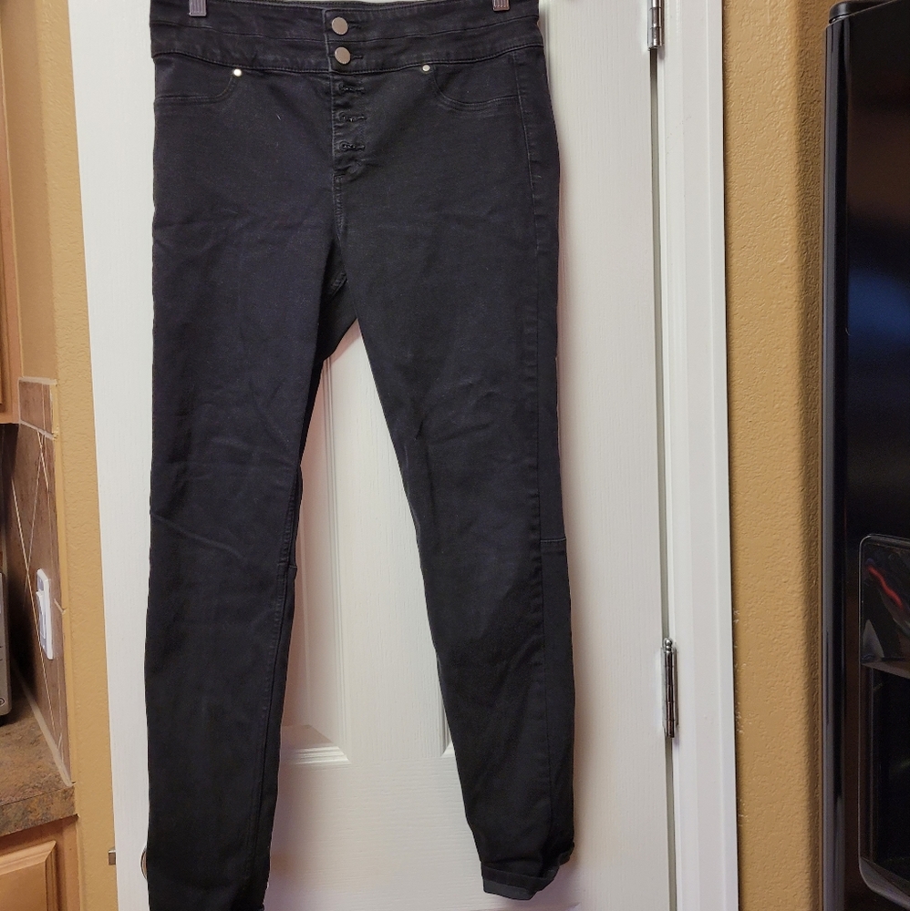 Abercrombie & Fitch women's black skinny high rise jeans .